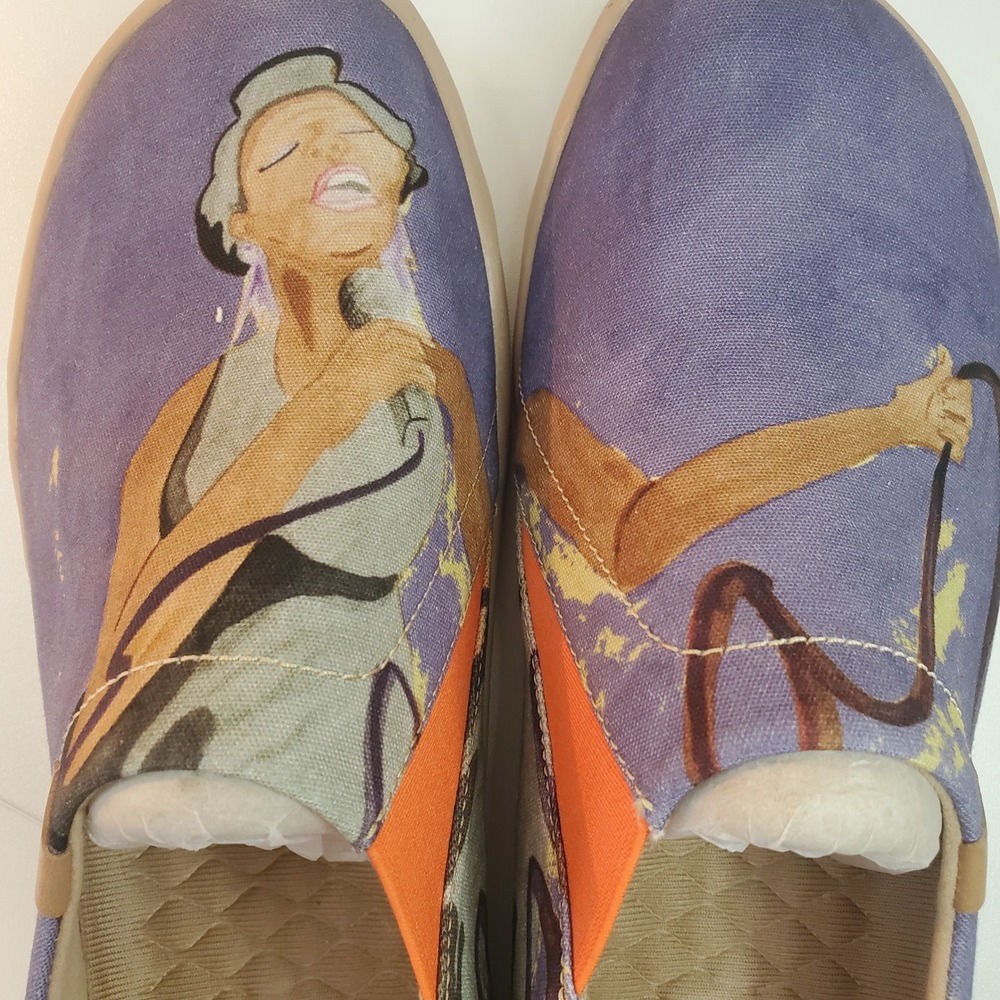 UIN Art Travel Shoes "The Singer" Canvas Slip On Loafers Purple Jazz US 9.5